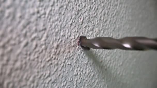 Slow Motion Drill Bit Making Hole Wall — 图库视频影像