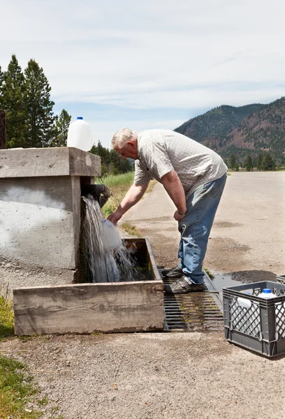 Spring Water Refill — Stock Photo, Image