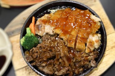 teriyaki tavuk ve sığır eti