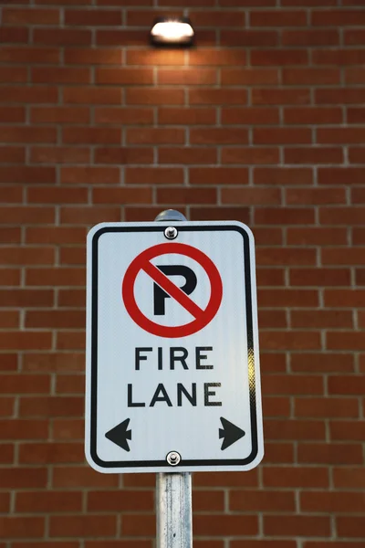 Δεν λωρίδα φωτιά στάθμευσης — Φωτογραφία Αρχείου
