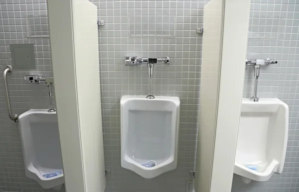Erkekler tuvaleti iç tasarım — Stok fotoğraf