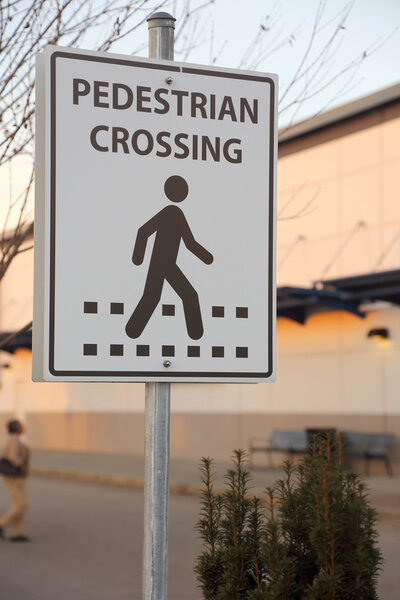 знак пешеходного перехода