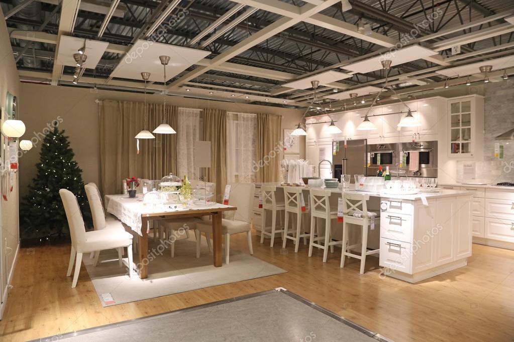 Cocina En La Tienda De Muebles Ikea Imagen editorial - Imagen de