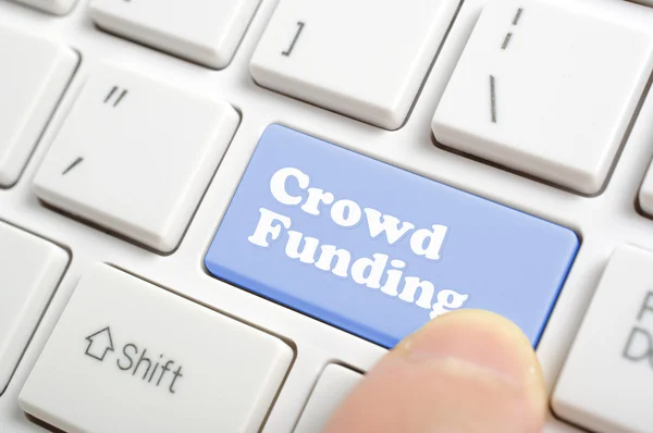 Pressing crowd funding key on keyboard — Stock Photo, Image