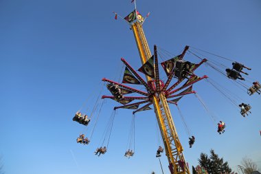 uçan salıncak carousel