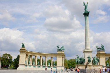 Budapeşte Kahramanlar Meydanı