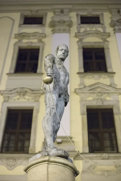 Estatua Universidad de Wroclaw Polonia — Foto de Stock