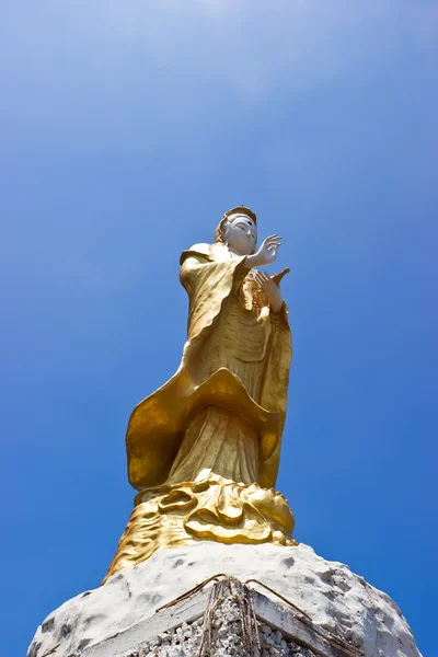 Estatua de Kuan Yin imagen de Buda — Foto de Stock