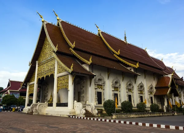 Wat chedi luang w chiang mai — Zdjęcie stockowe