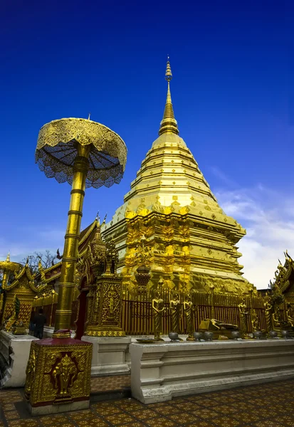 Phrathat Templo Doi Tung —  Fotos de Stock