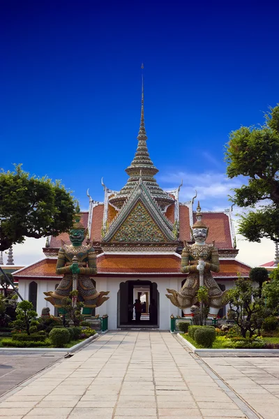 Arun temple in Bangkok — Stock Photo, Image