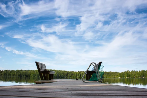 Bridge with two benches — Stock Photo, Image