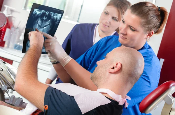 Röntgenuntersuchung — Stockfoto