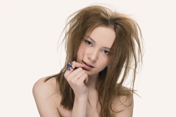 Closeup moda portre genç güzel kadın — Stok fotoğraf