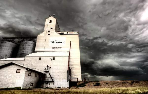 Bouřková mračna saskatchewan — Stock fotografie