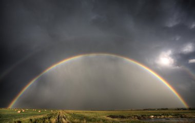 fırtına bulutları saskatchewan