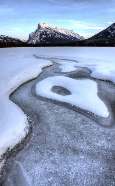 Mont Rundle et lacs Vermillion — Photo