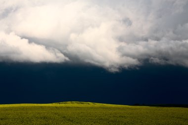Prairie fırtına bulutları