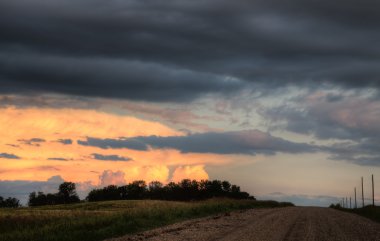 Prairie fırtına bulutları