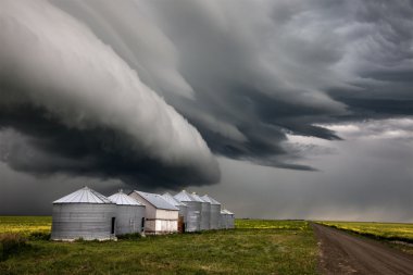 Prairie fırtına bulutları