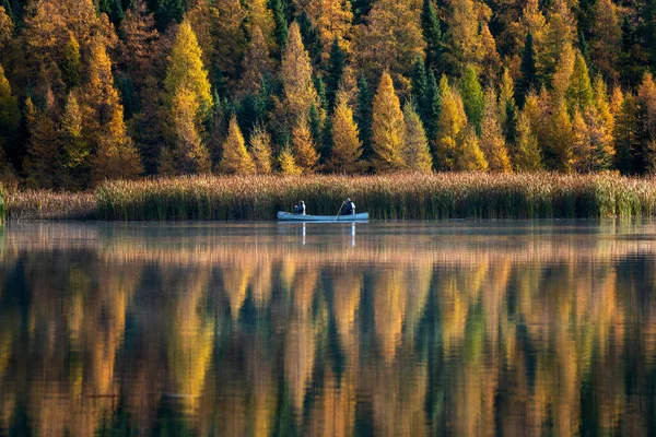 Prairie Colors Fall Yellow Orange Trees Canoe Calm — Stock Photo, Image