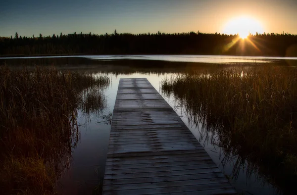 加拿大马尼托巴省里丁山国家公园的水道 — 图库照片