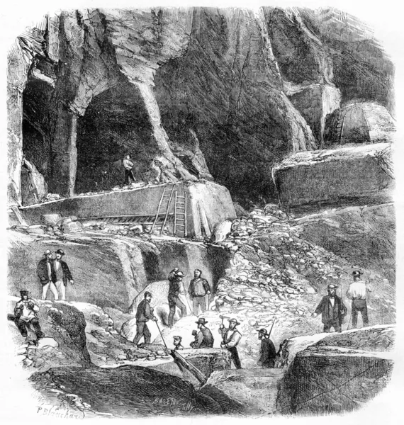 Echaillon、ヴィンテージ engra の大理石の採石場の内部ビュー — ストック写真