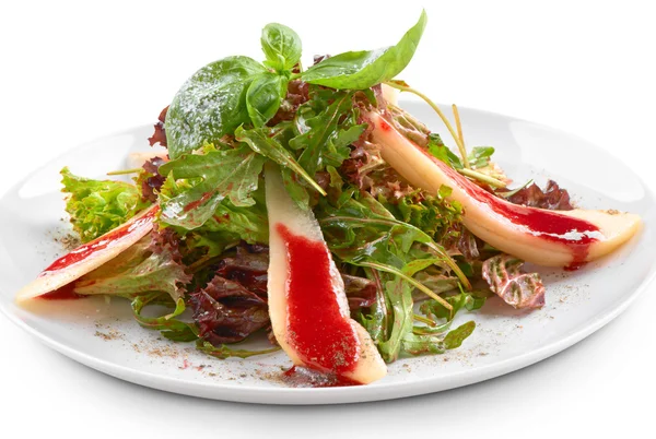 Salada fresca com pêra — Fotografia de Stock