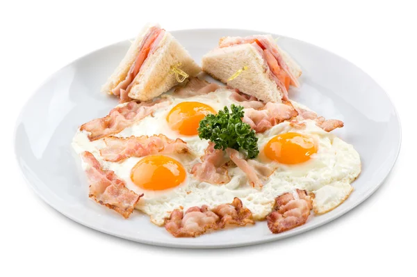Pequeno-almoço tradicional de ovos mexidos — Fotografia de Stock