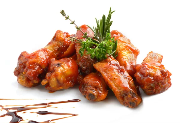 Ali di pollo con salsa barbecue — Foto Stock