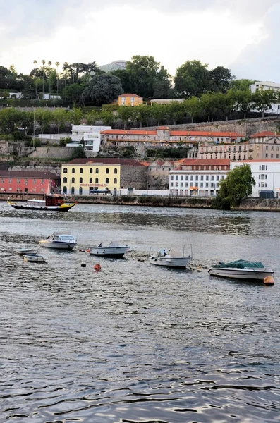 Le fleuve Douro et la ville de Porto — Photo