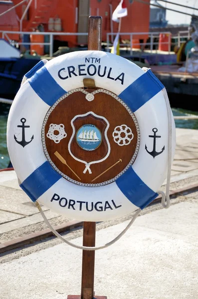 Portekiz gemisi creoula tespit şamandıra — Stok fotoğraf