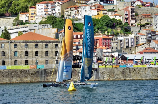 Catamarans racing — Stockfoto