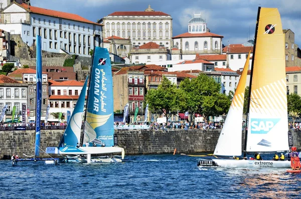 Catamarans racing — Stockfoto