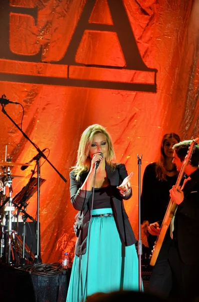 Concert of the portuguese singer Aurea — Stock Photo, Image