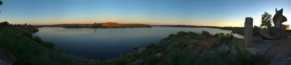 Povoa e meadas dam jezerní panoráma — Stock fotografie