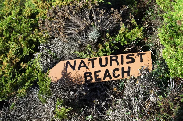 Señal de playa naturista — Foto de Stock