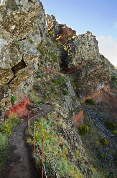 Pico do Areeiro trek through wall, Madeira — Stock Photo, Image