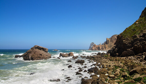 Malhada do Cedouro Beach overlooking Ursa rock
