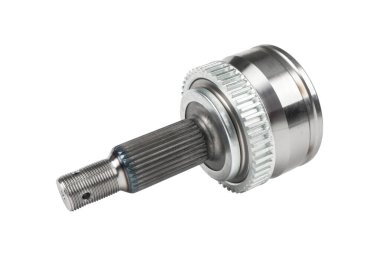 Araba özgeçmişi. Sürücü şaftı beyaz arka planda izole edilmiş. Yeni sabit hız eklemleri. Yeni otomotiv CV eklemleri. Araba servisi veya bakım için yedek parça