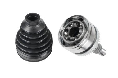 Araba CV ortak kiti. Sürücü şaftı beyaz arka planda izole edilmiş. Yeni sabit hız eklemleri. Yeni otomotiv CV eklemleri. Araba servisi veya bakım için yedek parça