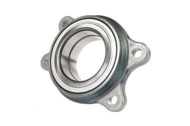 Tekerlek merkezi. Beyaz izole arkaplanda topları olan gümüş bilye. Endüstriyel yön. Top taşıyıcı beyaz üzerine izole edildi. Paslanmaz metal silindir. Tekerlek merkezli yedek parçalar