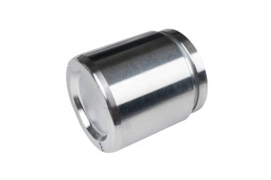 Fren silindirli piston beyaz arkaplanda izole edildi. Araba servisi veya bakım