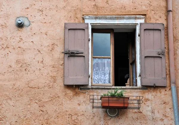 Old wooden window — Stock Photo, Image