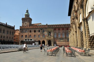 Piazza Maggiore in Bologna city, Italy clipart