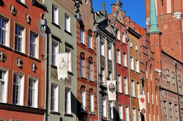 Fachada de edifício histórico em Gdansk, Polônia — Fotografia de Stock