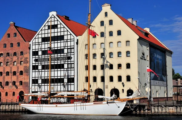 Puerto de Gdansk en el río Motlawa, Polonia —  Fotos de Stock