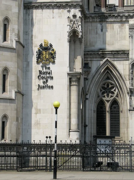 Las cortes reales de justicia en Londres . — Foto de Stock