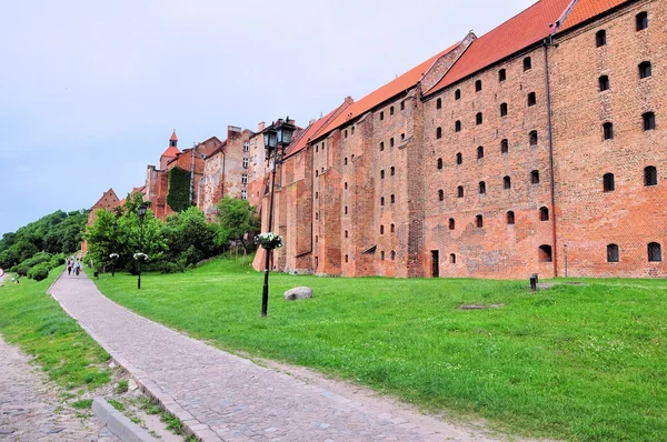 Składy zboża w Grudziądzu na rzece Wiśle w Polsce — Zdjęcie stockowe