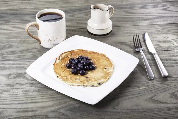 Pancake Breakfast on old table — Stock Photo, Image